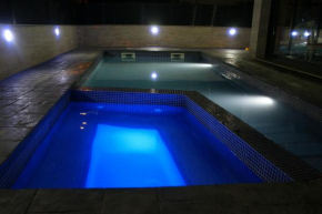 Goldhome - Casa piscina privada y Jacuzzi